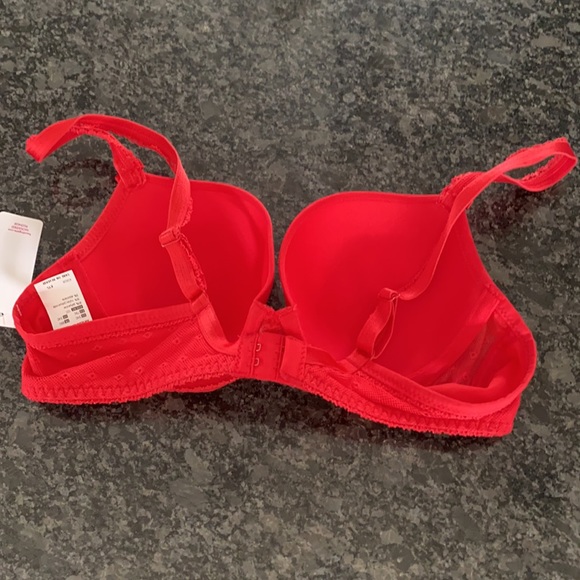 Women’s bra - Picture 2 of 2